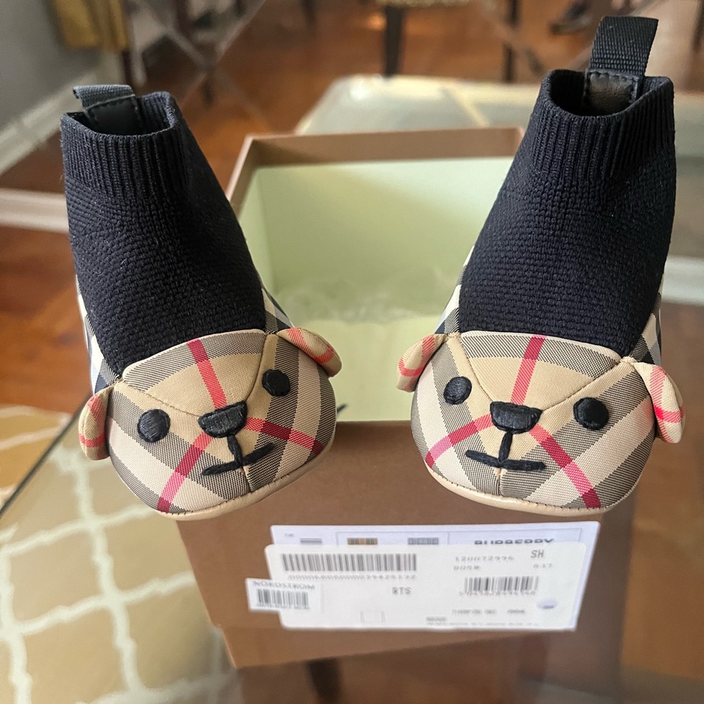 Infant Burberry slippers
